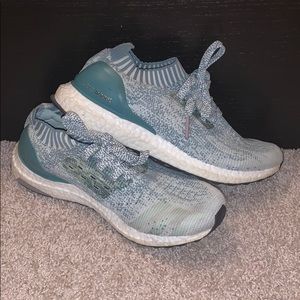 Adidas ultra boost fly knit size 6.5 women
